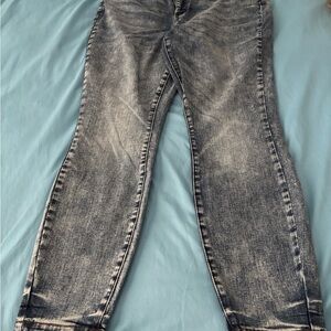 Judy Blue Distressed Blue Jeans